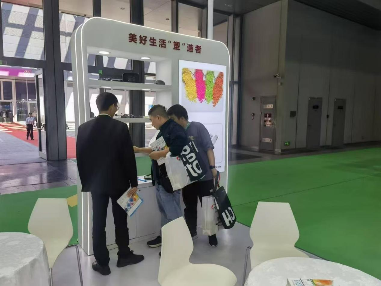 力塑华体会平台-华体会(中国)一站式服务平台
展位现场 力塑华体会平台-华体会(中国)一站式服务平台
展位现场